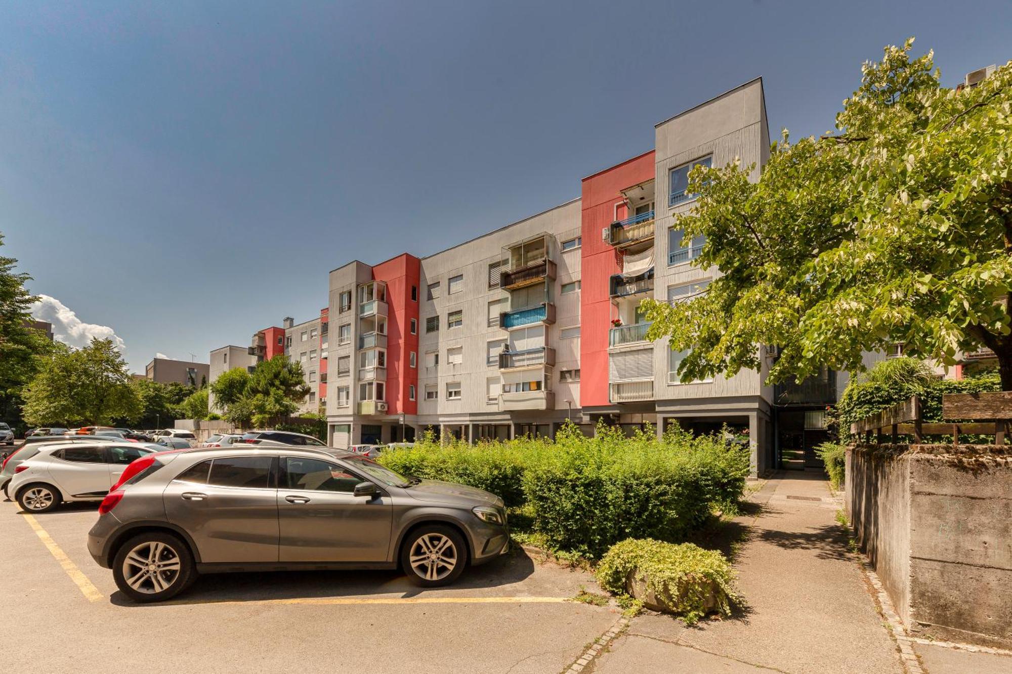 Cosy And Bright Apartment Ljubljana Exterior photo